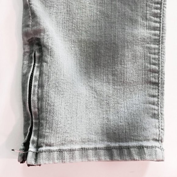 NYDJ Zip Up Ankle Cut Lift Tuck Jeans - Picture 3 of 5